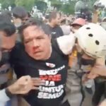 Dipukuli Masa, Ade Armando Babak Belur