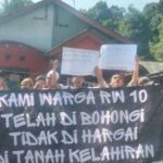 Tak Terima di Bohongi Pihak Yayasan, Ratusan Warga Tolak Diadakanya Sholat Jumat di Masjid Alemar