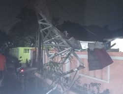 Angin puting beliung porak-porandakan rumah warga