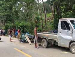 Mobil Pick Up Bawa Anak Sekolah Tabrakan dengan Truck, 3 Siswa Meninggal Dunia