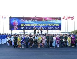 Ibu Asuh Taruna AAU Ny. Asiana Eko Dono Indarto Hadiri PengukuhanIbu Kehormatan Taruna Akademi TNI