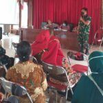 Peduli Kesehatan Anak, Serka Suryanto Berikan Motivasi Kepada Kader Posyandu