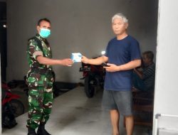 Jaga Imun Warga, Babinsa Serengan Bagikan Obat Dan Vitamin