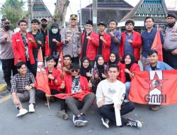 Kapolres Tapsel dan Sidimpuan Bagi Kue Serta Duduk Bersama Mahasiswa Sampaikan Aspirasi Kenaikan BBM