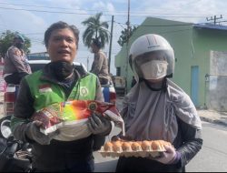 Kapolresta Deli Serdang Bagikan Sembako Kepada Masyarakat Terdampak Kenaikan Harga BBM