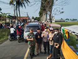 Polsek Cisolok Polres Sukabumi Kawal Kegiatan Pawai Carnaval Dalam Rangka Hari Nelayan