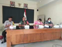 Inilah Pesan Babinsa Kemlayan Saat Bina Satlinmas diwilayahnya