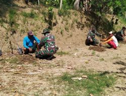 Danramil Wonosegoro Laksanakan Penghijauan di Tempat Wisata Goa Rincing