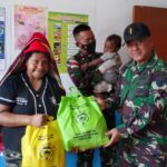 Partisipasi Satgas Pamtas Yonif Raider 142/KK Dalam Pelayanan Gizi 1000 Hari Pertama Kehidupan