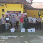 Wujudkan Kepedulian jajaran Polsek baktiya barat berikan bantuan kepada warga