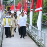 Resmikan Jembatan Gantung Wear Fair, Presiden: Penting Untuk Mobilitas Orang Dan Barang