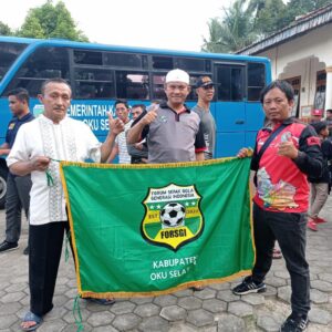 Ahmadi Beserta Muslimin Hasyiem Lepas Forsgi Oku Selatan Menuju Piala Gubernur Sumatera Selatan HERMAN DERU CUP Tahun 2022
