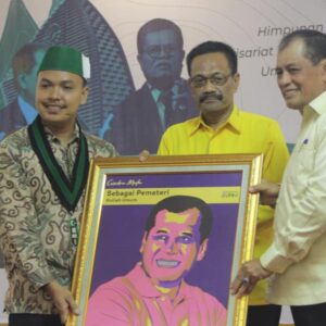 HMI KOMISARIAT FIP UNM SUKSES LAKSANAKAN KULIAH UMUM: NURDIN HALID MOTIVASI RATUSAN MAHASISWA