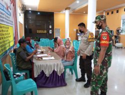 Meskipun tertib Berkat Babinsa Koramil 01 Tambun BLT BBM Tepat Sasaran