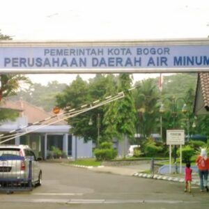 PDAM KOTA BOGOR LAKUKAN KEGIATAN PERBAIKAN SALURAN PIPA AIR BOCOR