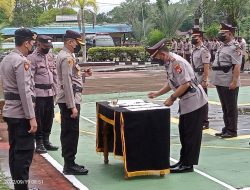 Kapolres Melawi Pimpin Sertijab Kasat Reskrim, Lantas Dan Dua PJU Serta Kapolsek Kota Baru