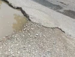 Jalan Trans Luwu Timur Rusak Parah, Pemerintah Tutup Mata Dan Korban Berjatuhan