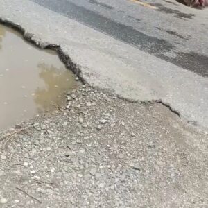 Jalan Trans Luwu Timur Rusak Parah, Pemerintah Tutup Mata Dan Korban Berjatuhan