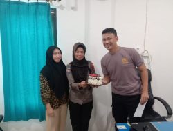 Kapolres Maros Berikan Suprise Kepada Anggotanya Yang Berulang Tahun