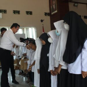 Beri Santunan kepada Anak Yatim, Kasat Reskrim Polres Nganjuk Harap Jadi Ikhtiar Menjaga Kamtibmas Tetap Kondusif
