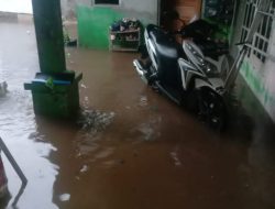 Banjir Kembali Rendam Pemukiman dan Tempat Usaha Warga Kampung Sawah