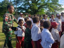 PEDULI MASA DEPAN ANAK-ANAK PAPUA YANG LEBIH BAIK, SATGAS YONIF 126/KC BERIKAN PENDIDIKAN KARAKTER SEJAK DINI