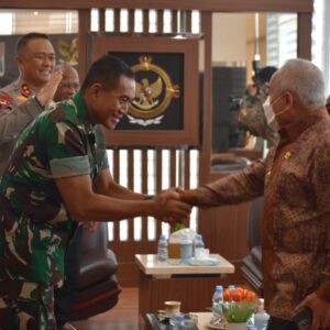 Danrem 091/ASN Ucapkan Selamat Kepala Badan Pemeriksa Keuangan (BPK) Perwakilan Provinsi Kalimantan Timur