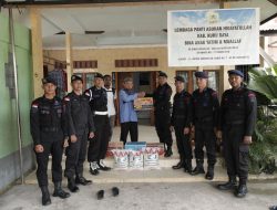 Kegiatan Jum’at Berkah Satbrimob Polda Kalbar Di Panti Asuhan Hidayatullah di Jl.Arteri Supadio Gg.Radio