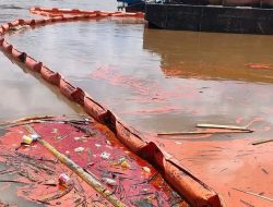 Diduga Tumpahan CPO Milik PT. Julong Yang Mencemari Sungai Melawi Adalah Miko Yang Mengandung B3