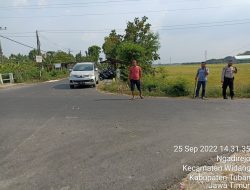 Pantau Kegiatan Masyarakat dan Cegah Balap liar Hingga Tawuran, Kapolsek Widang Pimpin Patroli