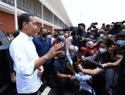 Tanggapi Dugaan Kasus Suap dan Korupsi, Presiden: Semua Sama di Mata Hukum