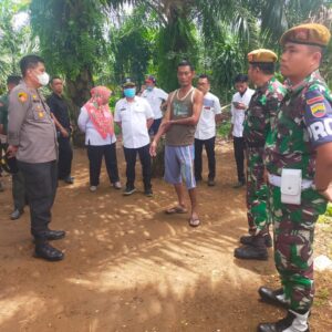 Polsek Patumbak, TNI Dan Camat Bekerja Sama Memberantas Judi Di Wilayah Patumbak