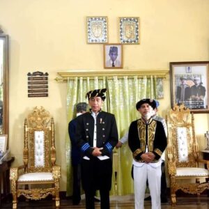 Kunjungi Kesultanan Ternate, Presiden Jokowi Dianugerahi Gelar Adat Kesultanan