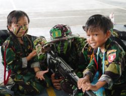 Wisata Belajar TK Kartika V-11 Air Putih Samarinda, “Saya Ingin Jadi TNI”