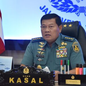 KASAL : BANGUN PERSAHABATAN DAN PERKUAT KERJASAMA DENGAN ANGKATAN LAUT NEGARA SAHABAT MELALUI BERBAGAI FORUM
