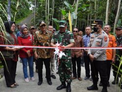 Dandim 0613/Ciamis Resmikan Jalan Yang dibangun TNI Dan Warga di Desa Cibuluh