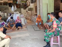 Jalin Keakraban, Babinsa Sanankulon Gelar Kegiatan Komsos Dengan Warga Binaannya