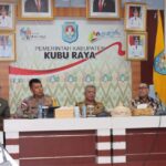 Rapat Antisipasi Menghadapi Dampak Penyesuaian Harga BBM di Kantor Bupati Kubu Raya Dihadiri Kapolres Kuburaya