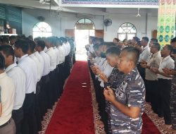 Prajurit Yonmarhanlan IV Do’a Bersama Atas Tragedi Pesawat Latih G-36 Bonanza T-2503