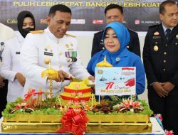 Danlantamal XII Laksma TNI Suharto Pimpin Upacara Hari Ulang Tahun Ke-77 TNI Angkatan Laut Tahun 2022