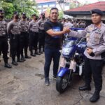 Pemberian CSR Oleh BRI Peduli Di Ditsamapta Polda Kalbar Sekaligus Sosialisasi kejahatan Digital Perbankan