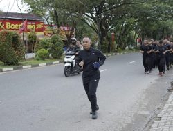 Dansatbrimob Polda Kalbar Memimpin Langsung Pelaksanaan Olahraga
