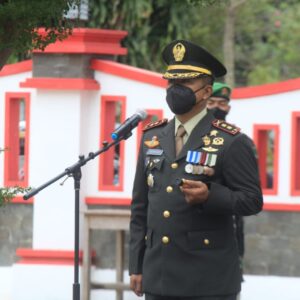 Jelang Peringatan HUT Ke 77 TNI Tahun 2022, Kodim 0808/Blitar Gelar Ziarah Rombongan Di TMP Raden Wijaya