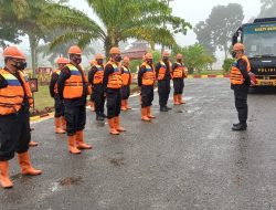 Polda Sumut Turunkan 100 Pasukan Brimob Jalankan Tugas Kemanusiaan Bantu Korban Gempa