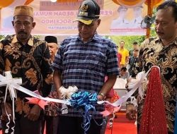 Bu Ita Rasakan Kebahagiaan, PT Socfindo Seumanyam Kembali Bedah Rumah Warga Melalui Program CSR