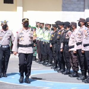 Kapolres Ngada Pimpin Apel Gelar Pasukan Operasi Zebra Turangga 2022