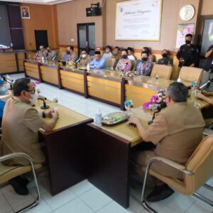 Forkopimda Jatim Jenguk Korban Tragedi Kanjuruhan, Pastikan Beri Perawatan Maksimal