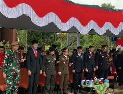 Satgas Pamtas RI-Malaysia Yonarmed 19/105 Trk Bogani Mengikuti Upacara HUT TNI Ke-77 di Wilayah Perbatasan