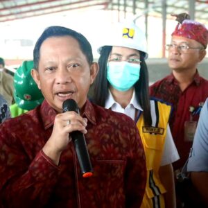 Jelang Puncak Acara G20 di Bali, Mendagri Tinjau Langsung Pembangunan TPST Kesiman Kertalangu