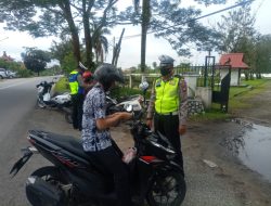 Polres Kubu Raya Berikan Himbauan Keselamatan Berkendara dalam Operasi Zebra Kapuas 2022